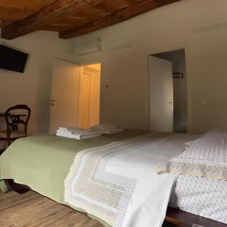 Casa Dei Colli Гостевой дом Монцамбано